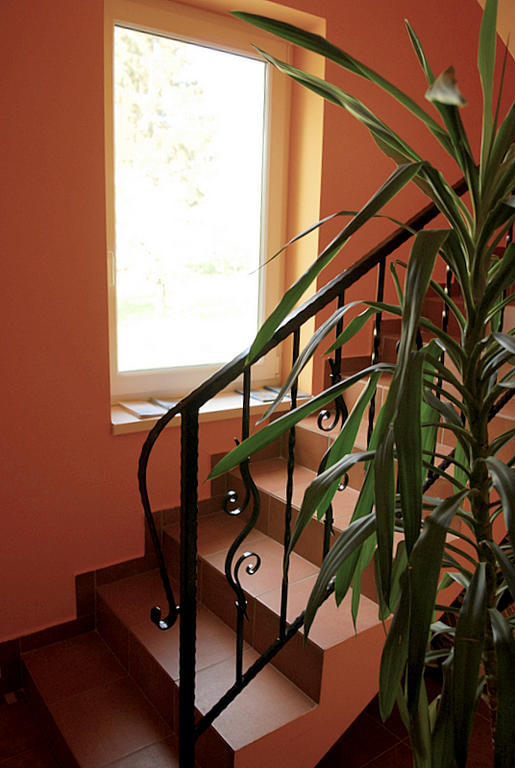 Kondics Apartmanház Sárvár Exterior foto